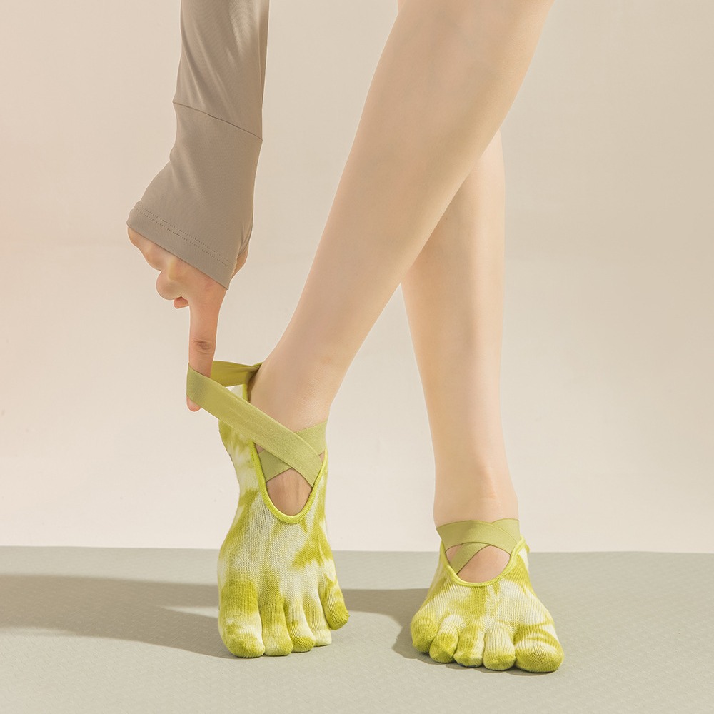 Pilates And Yoga Studio - Kaos Kaki Wanita Tie-Dye dengan Lima